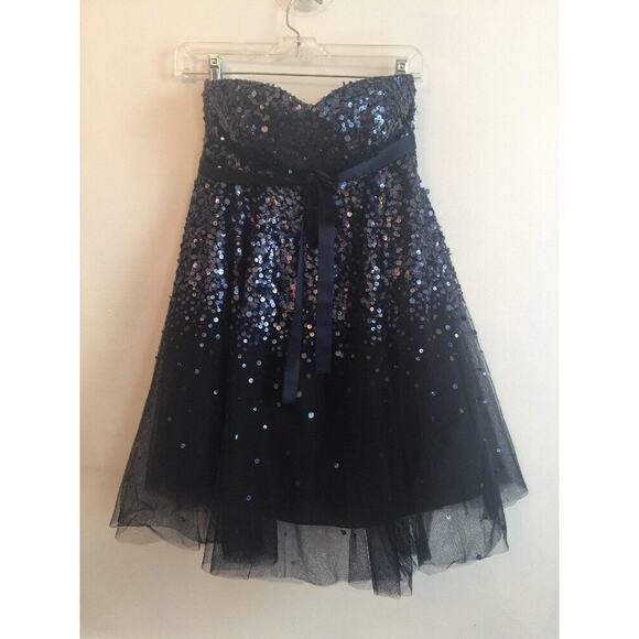 Size 4 Basix II Navy Blue Strapless Party Dress Sequin and Tulle Baby Doll Style - Picture 2 of 9